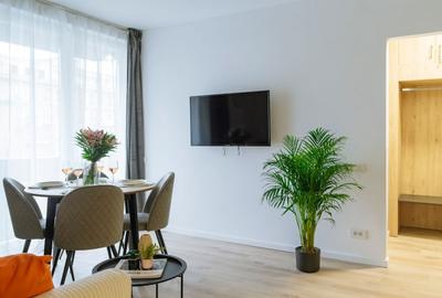 VAND APARTAMENT 2 CAMERE, BULEVARDUL I.C. BRATIANU, PRETABIL INVESTITIE - 24