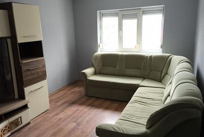 Apartament cu 2 camere decomandat în Siderurgiștilor