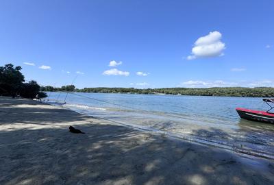 Hotel 25 camere 100 m deschidere DELTA DUNARII teren 12000 mp acces auto - 1