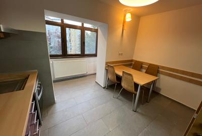 Apartament 3 camere dec, recent renovat – zona Centrală, str. C-tin Noica - 10