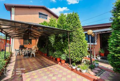 Casă individuală cu 8 camere în Central
