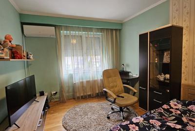 Casa 5 camere 3 bai garaj inchis si teren 700 mp utili in Lazaret - 5