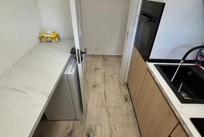 Garsoniera Bd-ul Ion Mihalache Metrou 1 Mai - 6 minute - 6