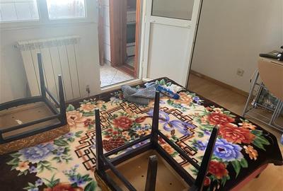 Apatament 2 camere , zona ultacentrala - Piata Moldovei , et 3 4 , decomandat , - 6