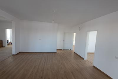CASA 4 CAMERE CU SUPRAFATA GENEROASA IN  STIL NEOROMANESC - 14