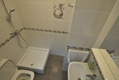 Apartament 2 camere si 2 bai- Complexul Studentesc - 11