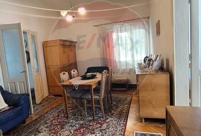 Casă de vanzare 3 camere Gherla - 12