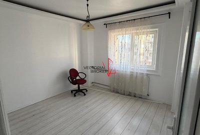Apartamentt renovat,et.3/8 in bloc stradal Calea Mosilor Bd Carol - 10