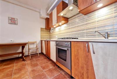 Garsoniera spatioasa de inchiriat in Centrul Istoric al Brasovului - 15