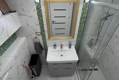 Apartament cu 3 camere semidecomandat, mobilat în Gheorgheni