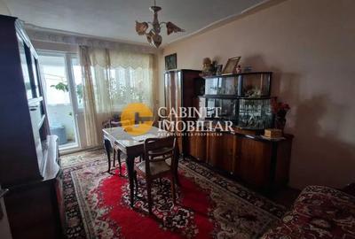 Apartament cu 3 camere decomandat în Tătărași