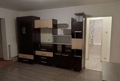 Apartament 2 camere, etaj 2 ! 42mp, ideal investitie! Baza 3 - 10