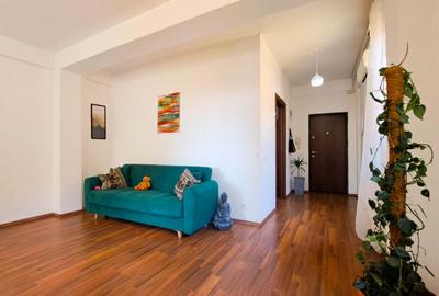 Apartament cu 2 camere semidecomandat, mobilat în Dămăroaia