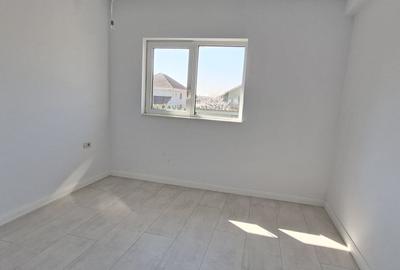 Duplex spatios cu garaj si pereti dublii - 15