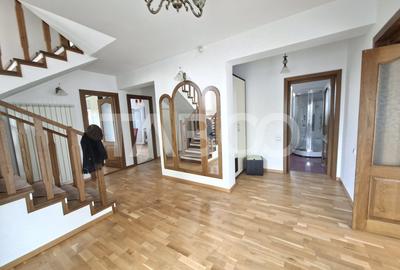 Casa individuala de inchiriat garaj pivnita curte generoasa Strand II - 5