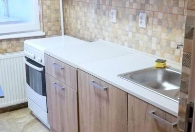 De inchiriat apartament 2 camere nemobilat, Micro 16, 1400 lei - 1