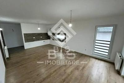 Apartament cu 3 camere semidecomandat în Vest