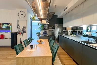 Apartament cu 3 camere semidecomandat, mobilat în P-ta Presei Libere