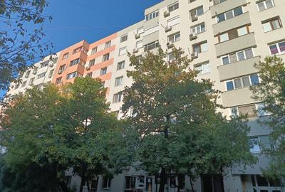 Apartament cu 3 camere decomandat, mobilat în Dristor