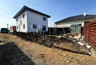 Casă individuală cu 4 camere în Jucu de Mijloc