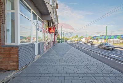 Comision 0% | Spatiu Comercial Stradal - Vad Pietonal si Auto Intens - 15
