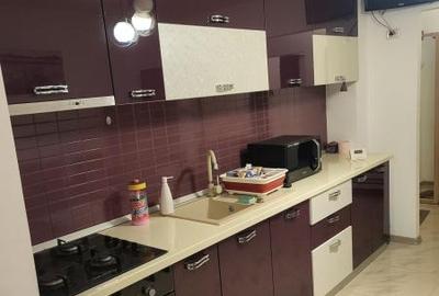 Apartament cu 3 camere decomandat în Anda