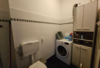 Apartament 2 camere, decomandat, etaj 2 din 2, cu pod, zona Aeroport, comision 0 - 16