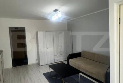 Garsonieră renovată, 33 mp, etaj intermediar - 2