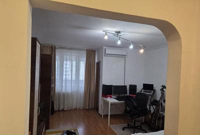 Garsonieră semidecomandată, mobilată în Dristor