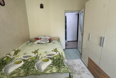 Apartament 4 cam, cf 1 dec, et 2/8, zona 9 Mai- Piata - 13