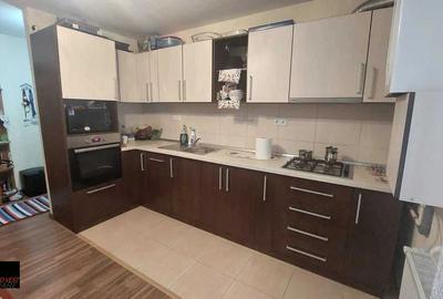 Apartament 78mp - 3 camere + living + balcon -et.4 - Porolissum, Zalau