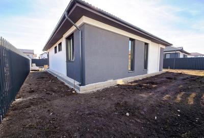 Casa Single Pe Parter Sanpetru Toate Utilitatile - 4