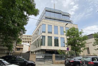 Birou, 290 mp în Cișmigiu