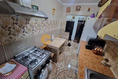 3 Camere Semidecomndat- Mobilat si Utilat- zona Zimbru - 7