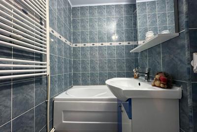 Apartament 3 camere, etaj intermediar - 14