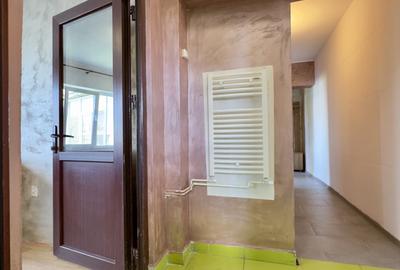 APARTAMENT DECOMANDAT 2 CAMERE BLV. NICOLAE IORGA -NICOLINA/PODU ROS - 19