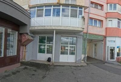 Spațiu Comercial Cartier Vasile Aron str. Semaforului bl.29 Preț Negociabil - 1
