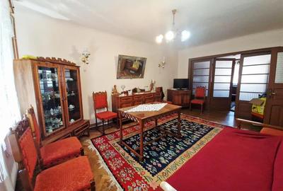CASA /VILA str. Ana Ipatescu - 3
