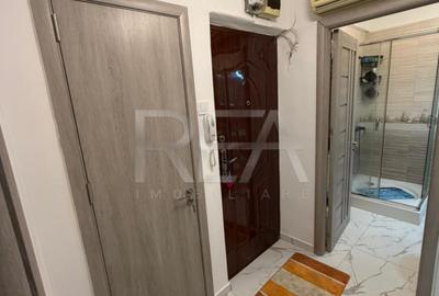 2 cam decomandat - Piata Progresului - Ghimpati - 5