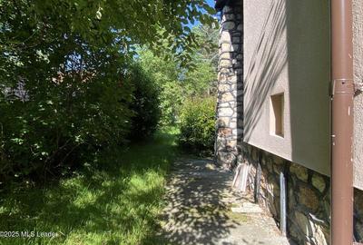 Bran - Casa pe strada Valea Portii, 223 mp, 4 dormitoare, teren 320 mp - 16