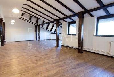 Casă individuală cu 7 camere în Pipera