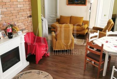 Casă individuală cu 4 camere în Central