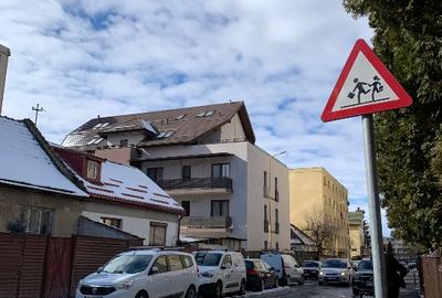 Apartament vanzare 2 camere - 1