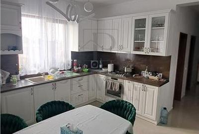 Duplex mobilat utilat - zona buna - teren 380 mp - 1