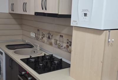 Garsonieră decomandată, mobilată în Apărătorii Patriei