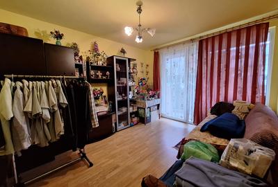 Apartament cu o camera decomandat, balcon, zona Eroilor - 3