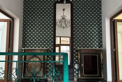 Birou, 150 mp în Central