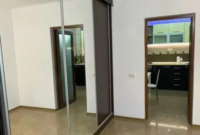 Apartament cu 2 camere semidecomandat în Obor