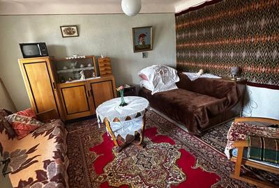 Vânzare proprietate - Casă tip conac, teren și anexă, într-un cadru natural spec - 9