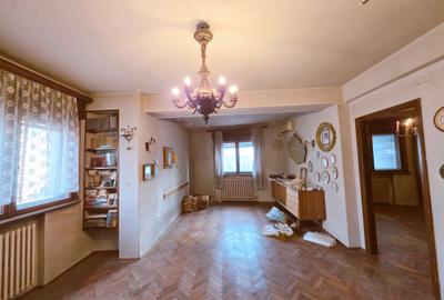 2 camere Caderea Bastiliei etaj 1/6 imobil U3 - 22